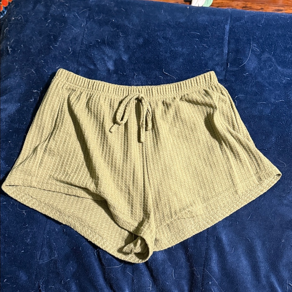 Olive Green Ribbed Lounge Set - Picture 3 of 4